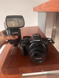 Fotocamera Canon EOS R50 + Flash Godox