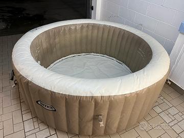 Piscina idromassaggio Intex
