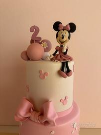 Torta finta tema Minnie