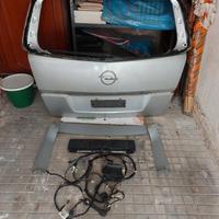 Portellone posteriore Opel Zafira B

2005-2014