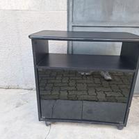 Mobiletto da salotto nero