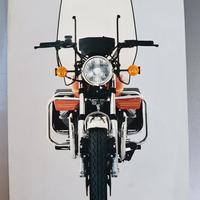 Pieghevole pubblicitario moto guzzi v 1000 g5