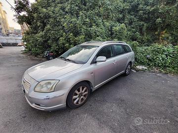 Toyota Avensis  Zona Fuorigrotta NA