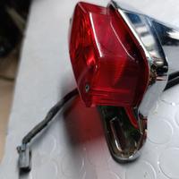 Fanalino posteriore Lucas 