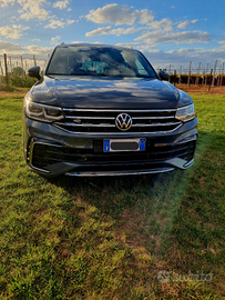 Tiguan R-Line 2.0 150cv 4-motion