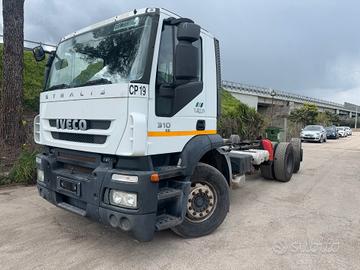 Iveco Stralis 310 passo 4200