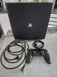 PS4 Pro 1Tb con giochi e base verticale