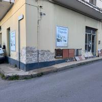 Locale commerciale o possibile unità abitativa