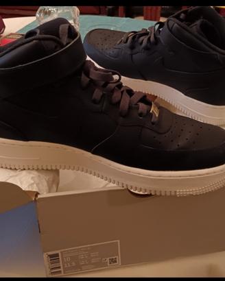 Nike air force one mid