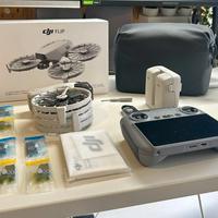 DJI Flip Fly More Combo + DJI RC2 con schermo