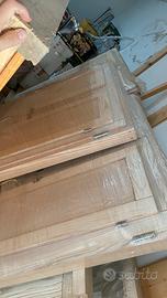 Porta e finestra di legno