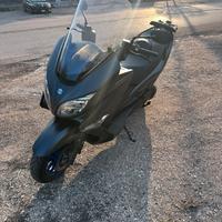 Suzuki Burgman 400 del 2022