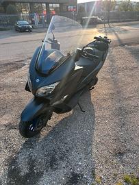 Suzuki Burgman 400 del 2022