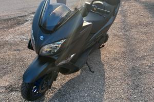 Suzuki Burgman 400 del 2022