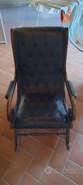Poltrona a dondolo Chesterfield originale