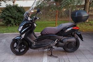Yamaha X-Max 250 - 2012