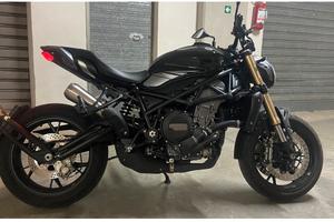 Benelli 752s