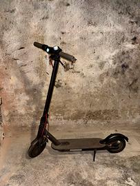 Xiaomi M365 monopattino elettrico FUNZIONANTE