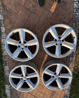 Cerchi Audi originali