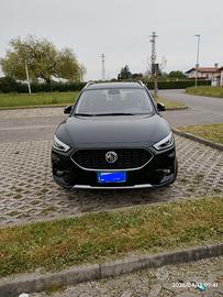 Auto benzina MG ZS Lusury