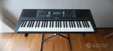 Tastiera Yamaha PSR E373