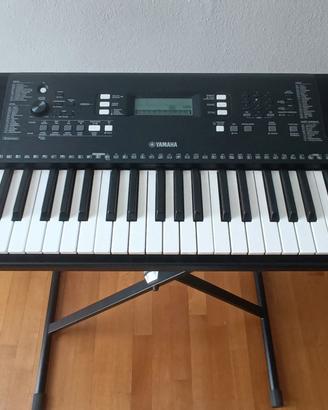 Tastiera Yamaha PSR E373