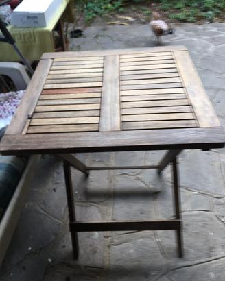 Tavolino in legno