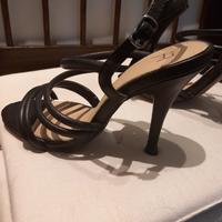 sandali con tacco alto aperti n. 38