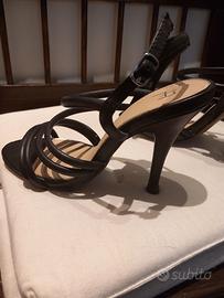 sandali con tacco alto aperti n. 38