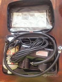 kit di riparazione e gonfiaggio pneumatici 