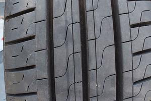 Gomme Pirelli CARRIER