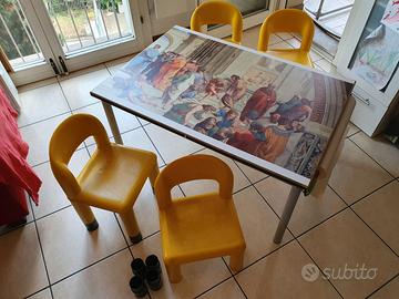 Tavolo giallo Materne ed Elementari con 4 sedie