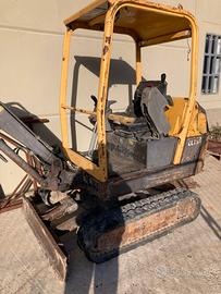 Miniescavatore volvo ec15
