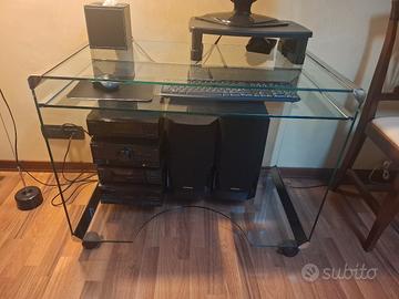 scrivania per pc cristallo