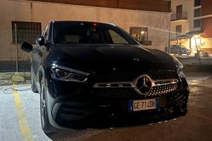 MERCEDES GLA 250e