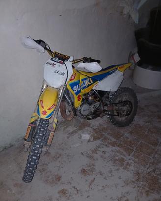 Suzuki rm 85