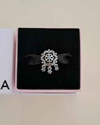 Charm Pandora Fiocco di neve
ghiacciato