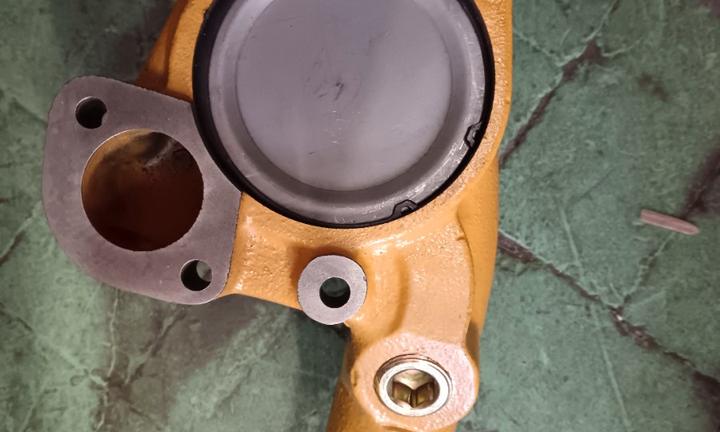 Pompe acqua per macchine movimento terra