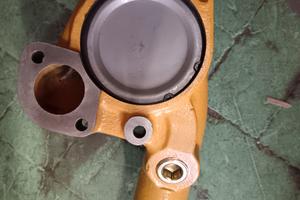 Pompe acqua per macchine movimento terra