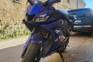 Yamaha YZF R125