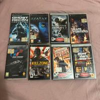 Lotto 8 Giochi PSP (UMD + custodia + manuale).