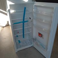 Nuovo! Frigorifero INDESIT al incasso. 