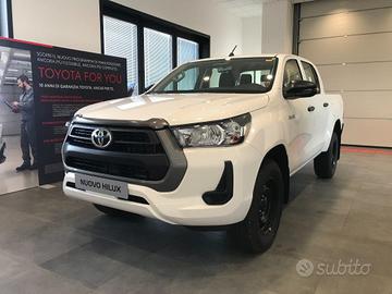 TOYOTA Hilux 2.4 D-4D 4WD 4 porte Double Cab Com