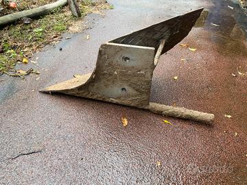 Aratro per motocoltivatore