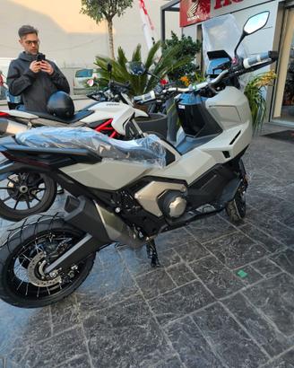 x-adv 750 2026