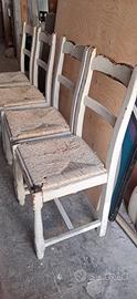 N.4 sedie in legno stile shabby