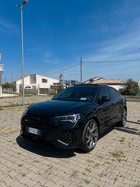 AUDI RSQ3