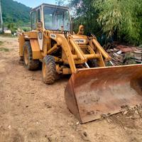 Terna escavatore pala ruspa