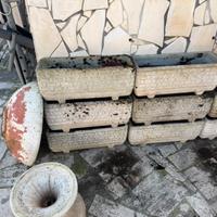 Vasi in cemento con 2 ciotole