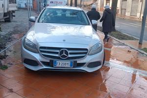 Mercedes C 200
